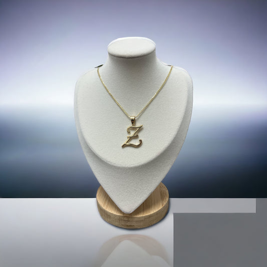 Cadena con inicial